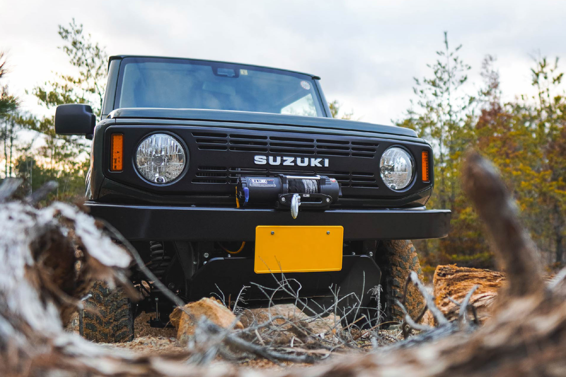 ジムニーにウインチを装着したら車検に適合するのか？